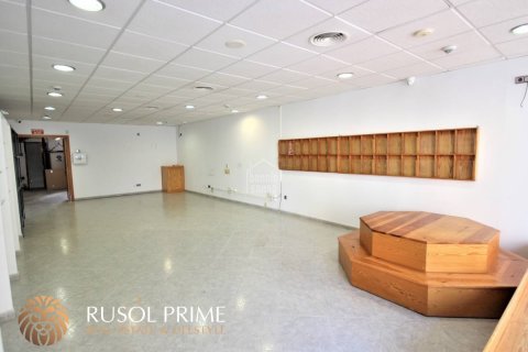 Propiedad comercial en venta en Ciutadella De Menorca, Menorca, España 140 m2 No. 47035 - foto 1