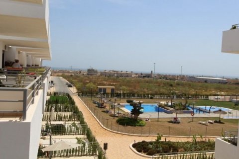 Apartamento en venta en Alicante, España 2 dormitorios, 63 m2 No. 46085 - foto 4