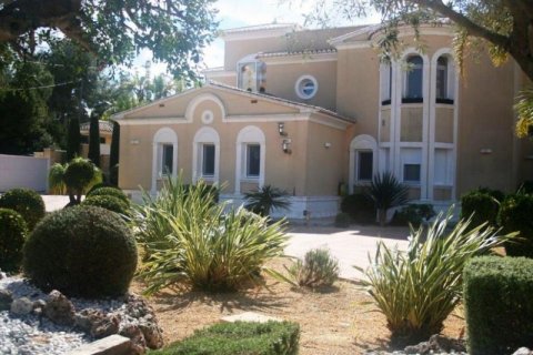 Villa en venta en Calpe, Alicante, España 4 dormitorios, 460 m2 No. 45619 - foto 3