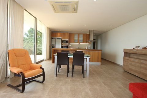 Villa en venta en Altea, Alicante, España 4 dormitorios, 242 m2 No. 42786 - foto 9