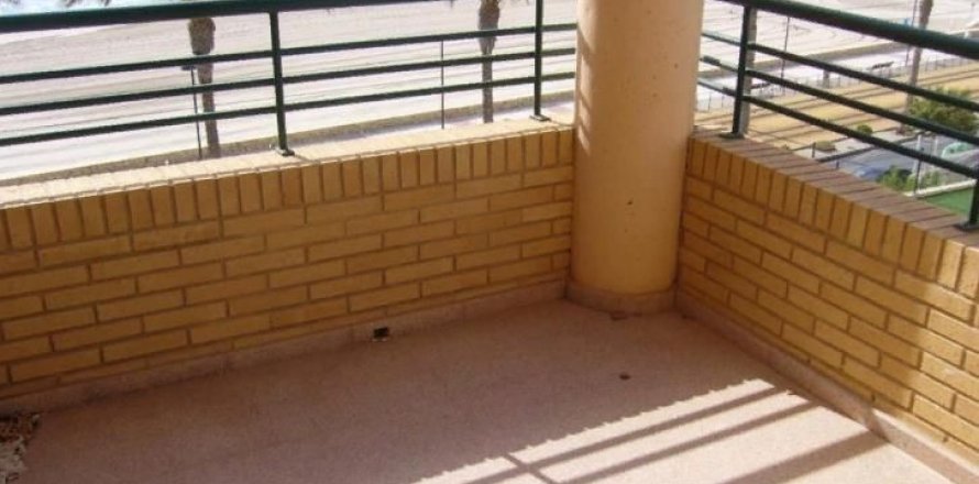 Apartamento en El Campello, Alicante, España 3 dormitorios, 112 m2 No. 45189