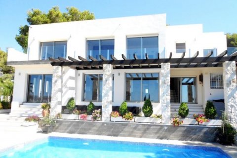 Villa en venta en Calpe, Alicante, España 4 dormitorios, 326 m2 No. 44897 - foto 4