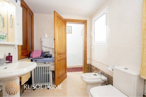 Villa en venta en Mahon, Menorca, España 3 dormitorios, 240 m2 No. 47443 - foto 2