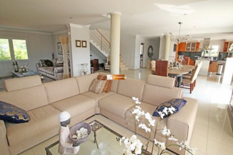 Villa en venta en Dénia, Alicante, España 4 dormitorios, 556 m2 No. 45459 - foto 5