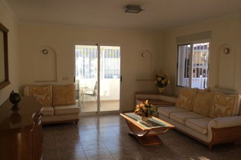 Villa en venta en Calpe, Alicante, España 4 dormitorios, 189 m2 No. 44714 - foto 2