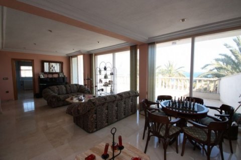 Villa en venta en Calpe, Alicante, España 4 dormitorios, 500 m2 No. 45604 - foto 3