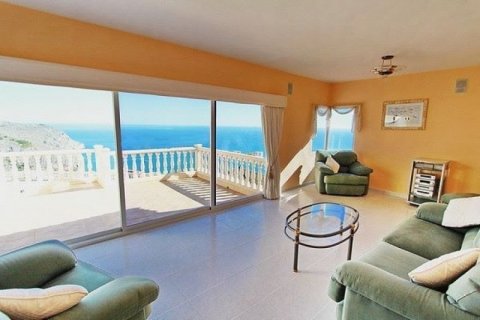 Villa en venta en Altea, Alicante, España 9 dormitorios, 488 m2 No. 45621 - foto 7