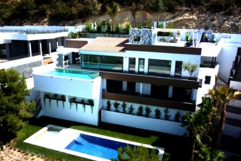 Villa en venta en Altea, Alicante, España 4 dormitorios, 640 m2 No. 44384 - foto 1