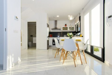 Casa adosada en venta en Polop, Alicante, España 3 dormitorios, 123 m2 No. 41541 - foto 9