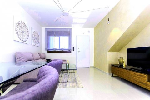 Casa adosada en venta en Torrevieja, Alicante, España 3 dormitorios, 71 m2 No. 43165 - foto 4