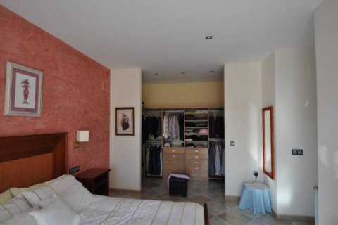 Villa en venta en Calpe, Alicante, España 4 dormitorios, 370 m2 No. 43760 - foto 9