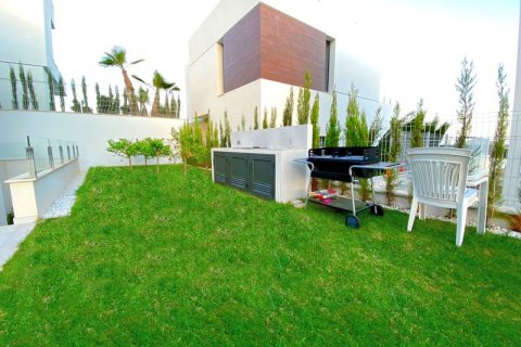Villa en venta en Finestrat, Alicante, España 4 dormitorios, 243 m2 No. 42167 - foto 6