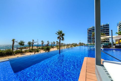 Apartamento en venta en Punta Prima, Alicante, España 3 dormitorios, 156 m2 No. 43723 - foto 2