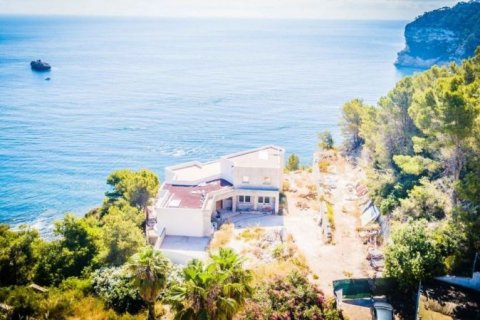 Villa en venta en Jávea, Alicante, España 6 dormitorios, 600 m2 No. 44218 - foto 2