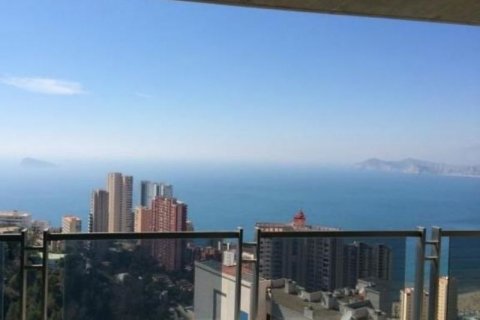 Apartamento en venta en Benidorm, Alicante, España 2 dormitorios, 92 m2 No. 45041 - foto 2