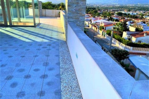 Villa en venta en Alfaz del Pi, Alicante, España 5 dormitorios, 1.03 m2 No. 42113 - foto 5