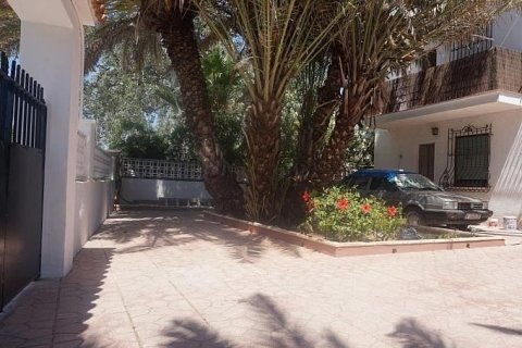 Villa en venta en Dénia, Alicante, España 8 dormitorios, 170 m2 No. 45903 - foto 7
