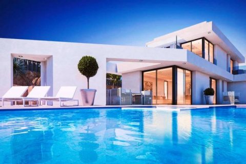 Villa en venta en Jávea, Alicante, España 5 dormitorios, 564 m2 No. 43059 - foto 2