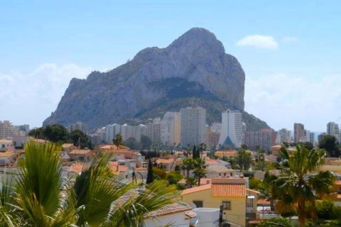 Villa en venta en Calpe, Alicante, España 4 dormitorios, 360 m2 No. 41525 - foto 2