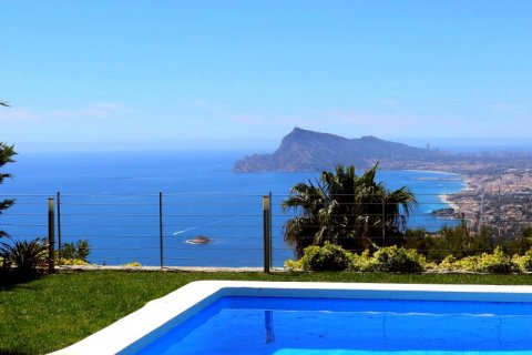 Villa en venta en Altea, Alicante, España 6 dormitorios, 650 m2 No. 43097 - foto 2