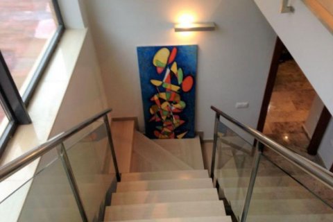 Villa en venta Valencia, València, España 4 dormitorios, 500 m2 No. 45264 - foto 9