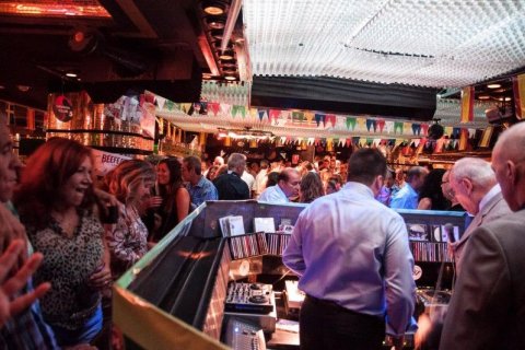 Cafetería / restaurante en venta Alicante, España No. 41707 - foto 1