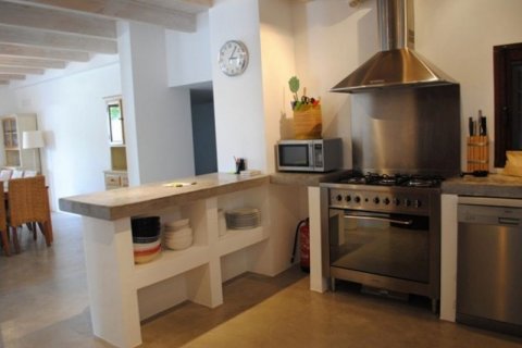 Villa en venta en Ibiza, España 4 dormitorios, 320 m2 No. 45306 - foto 1