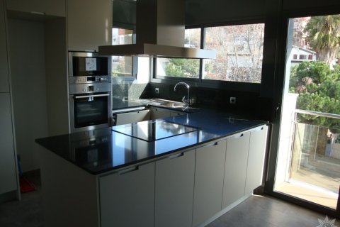 Villa en venta Barcelona, España 4 dormitorios, 300 m2 No. 41459 - foto 25