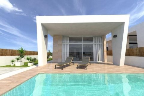 Villa en venta en Torrevieja, Alicante, España 3 dormitorios, 200 m2 No. 44937 - foto 1