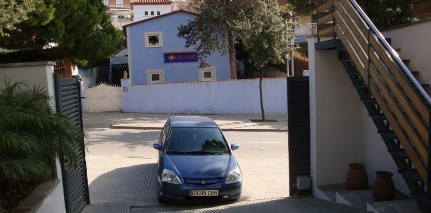 Villa Barcelona, España 4 dormitorios, 300 m2 No. 41459