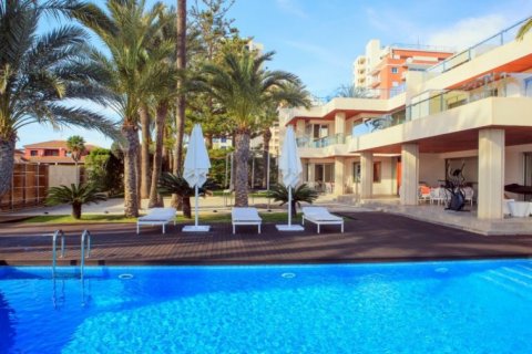 Villa en venta en Torrevieja, Alicante, España 6 dormitorios, 910 m2 No. 41598 - foto 5