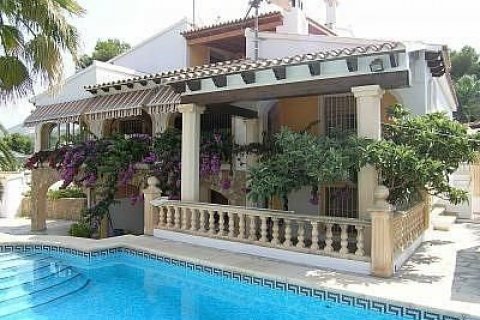 Villa en venta en Moraira, Alicante, España 7 dormitorios, 415 m2 No. 43719 - foto 1