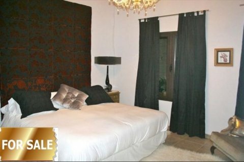 Hotel en venta en Alicante, España 7 dormitorios,  No. 46688 - foto 8