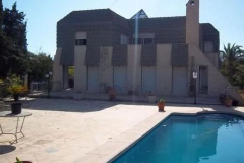 Villa en venta en Benidorm, Alicante, España 5 dormitorios, 420 m2 No. 43910 - foto 1