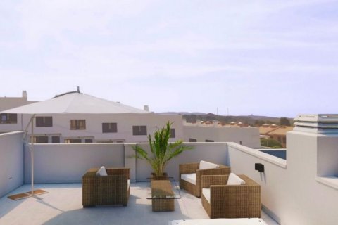 Casa adosada en venta en Los Arenales Del Sol, Alicante, España 3 dormitorios, 105 m2 No. 42447 - foto 6