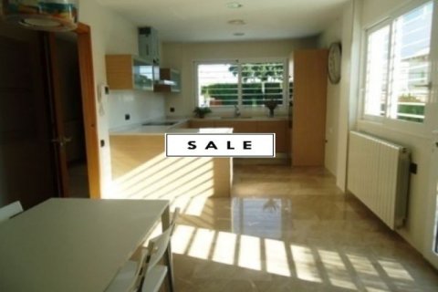 Villa en venta en Valencia, València, España 5 dormitorios, 440 m2 No. 45268 - foto 6
