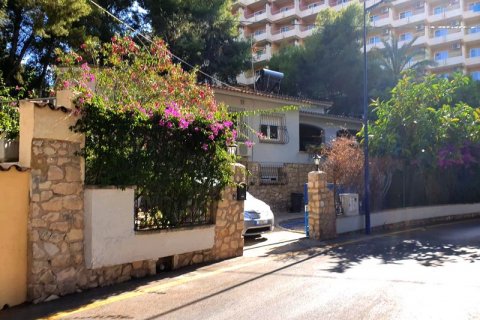 Villa en venta en Benidorm, Alicante, España 7 dormitorios, 380 m2 No. 42576 - foto 1