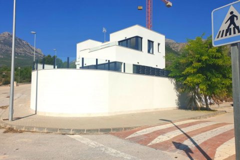Villa en venta en Polop, Alicante, España 3 dormitorios, 185 m2 No. 45250 - foto 9