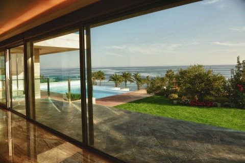 Villa en venta en Alicante, España 7 dormitorios, 700 m2 No. 43636 - foto 8