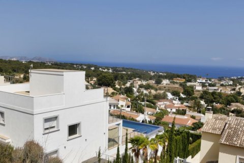 Villa en venta en Calpe, Alicante, España 4 dormitorios, 374 m2 No. 43101 - foto 4