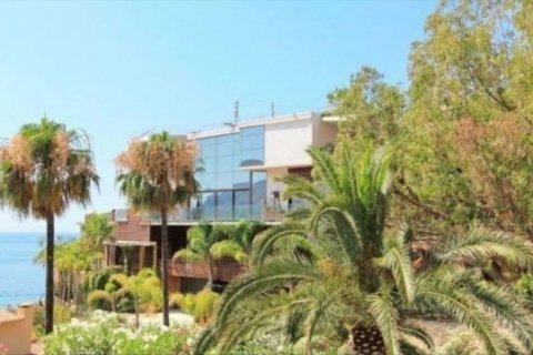 Villa en venta en Altea, Alicante, España 5 dormitorios, 600 m2 No. 44021 - foto 1