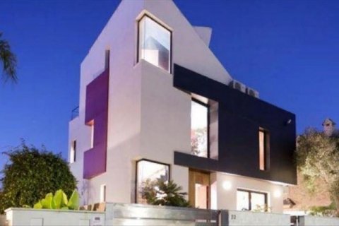 Villa en venta en Alicante, España 2 dormitorios, 346 m2 No. 45208 - foto 2