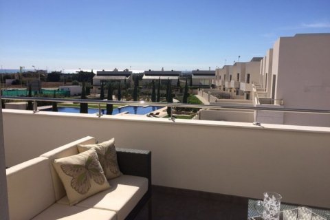 Apartamento en venta en Villamartin, Alicante, España 2 dormitorios, 72 m2 No. 43892 - foto 3