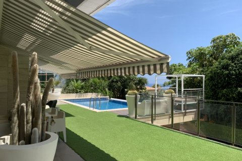 Villa en venta en Finestrat, Alicante, España 4 dormitorios, 477 m2 No. 42571 - foto 7