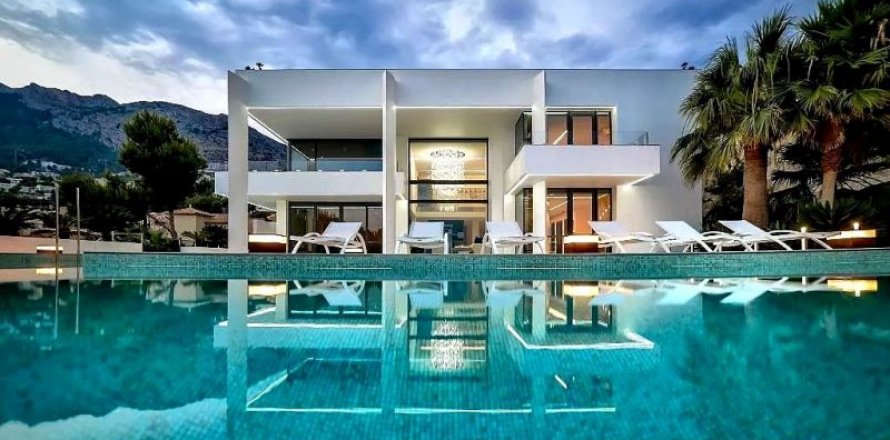 Villa en Altea, Alicante, España 7 dormitorios, 1.8 m2 No. 42152