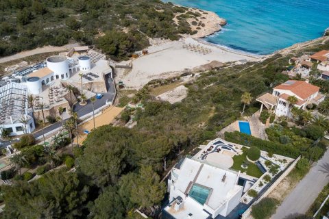 Villa en venta en Cala Murada, Mallorca, España 4 dormitorios, 385 m2 No. 41303 - foto 9