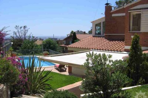 Villa en venta en Barcelona, España 4 dormitorios, 220 m2 No. 41463 - foto 19
