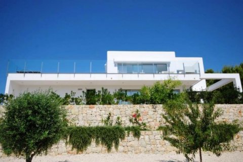 Villa en venta en Moraira, Alicante, España 3 dormitorios, 220 m2 No. 43994 - foto 1