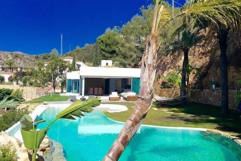 Villa en venta en Jávea, Alicante, España 4 dormitorios, 160 m2 No. 45518 - foto 2