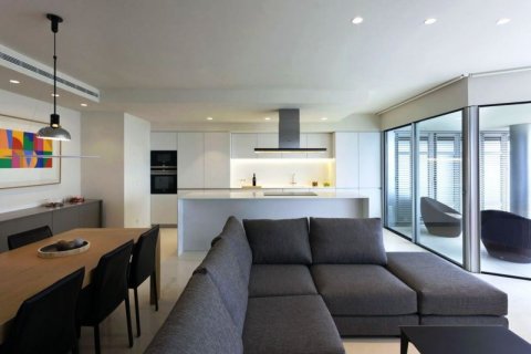 Apartamento en venta en Torrevieja, Alicante, España 3 dormitorios, 154 m2 No. 43368 - foto 4